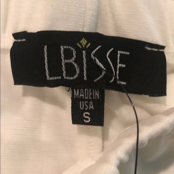 White Capri Leggins - Picture 2 of 5